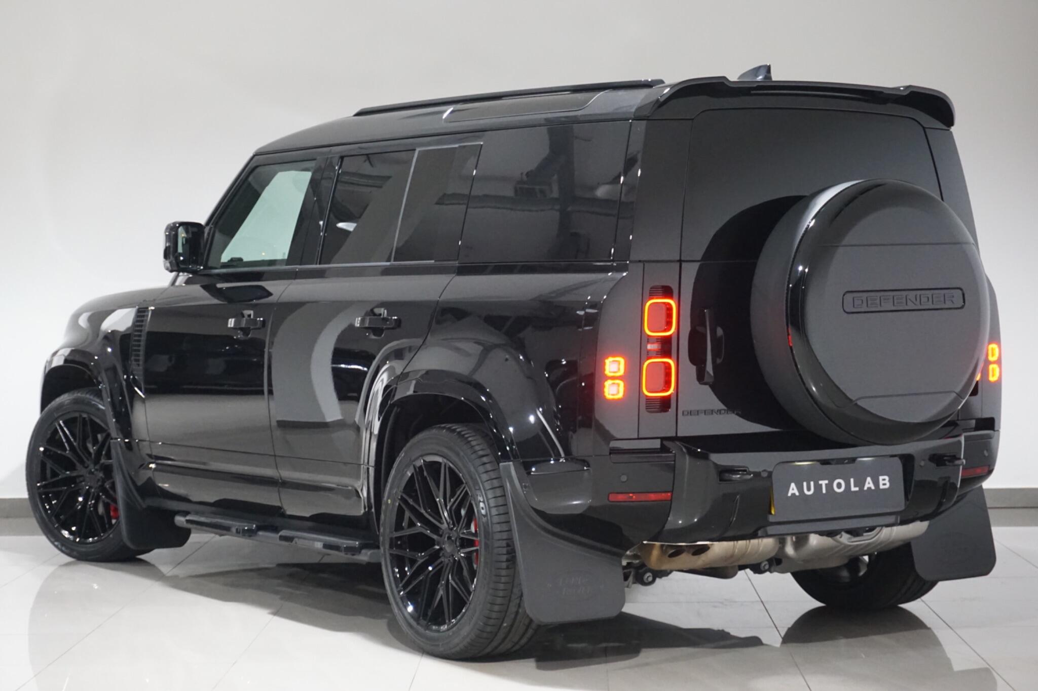 Land Rover Defender 110 3.0 D350 MHEV X-Dynamic HSE Hard Top SUV Auto 4WD MWB Euro 6 (s/s) 5dr